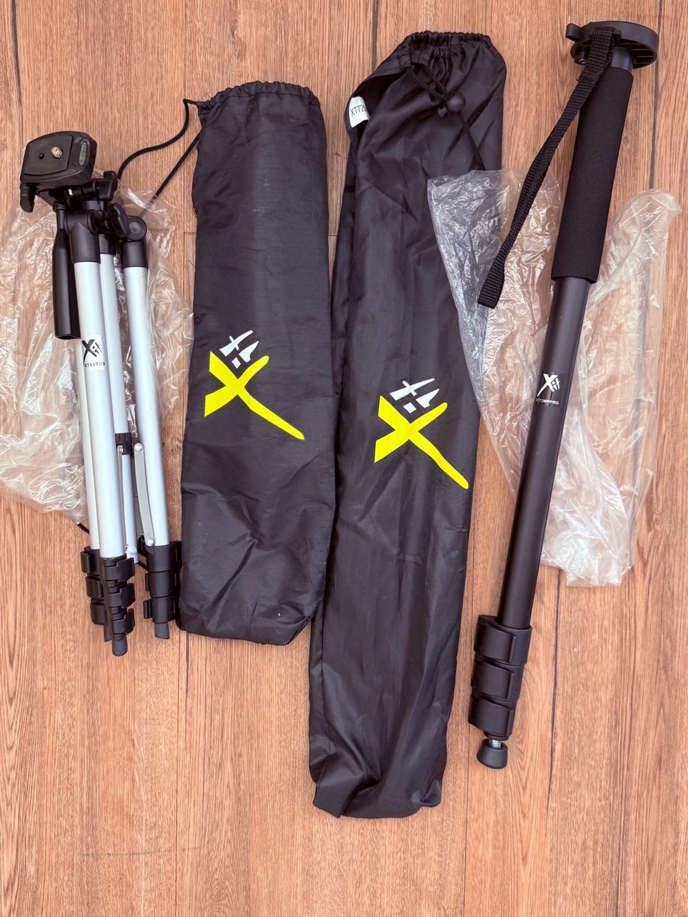 Camera Tripod + Monopod Set